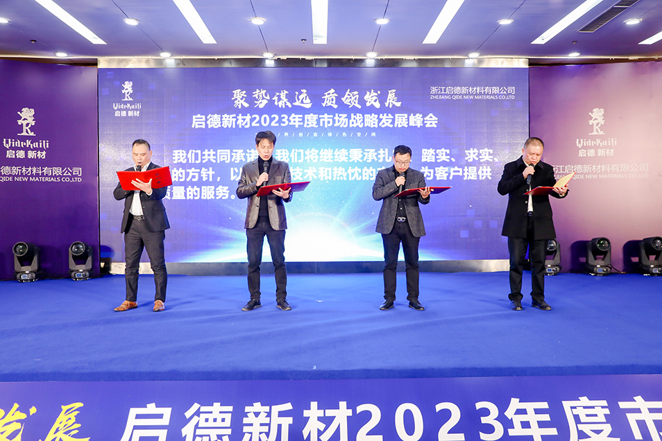 1V7A4700.jpg 1V7A4700.jpg